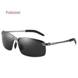 Photochromic sunglasses with polarized lens